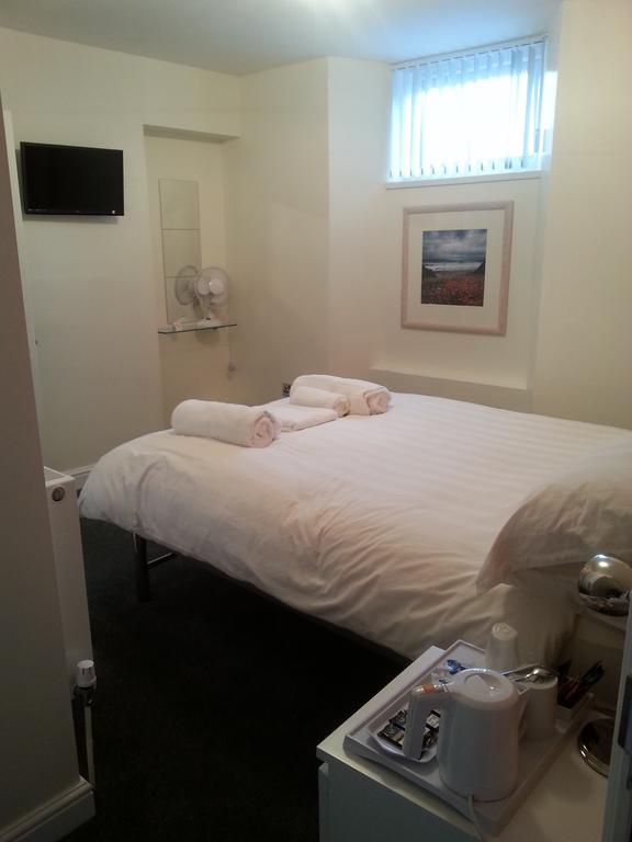 White Rose Guest House Tenby Zimmer foto
