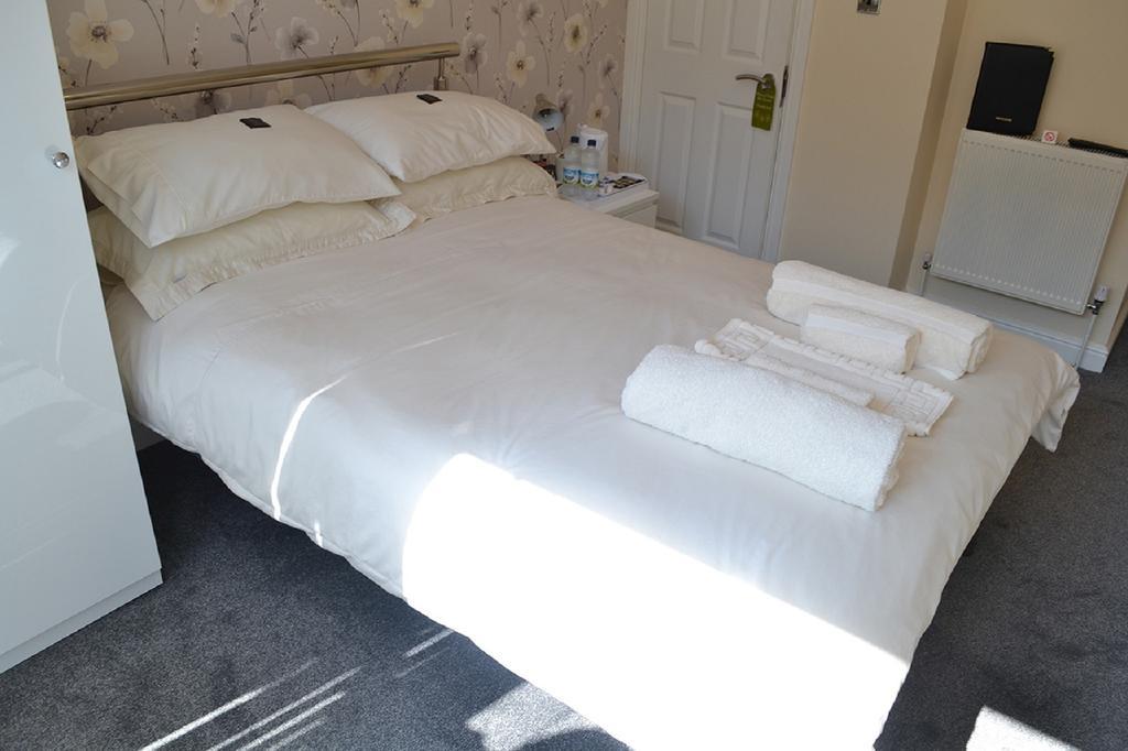 White Rose Guest House Tenby Zimmer foto